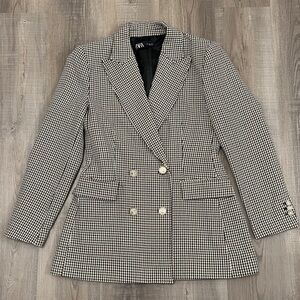 Zara Women’s Houndstooth Blazer